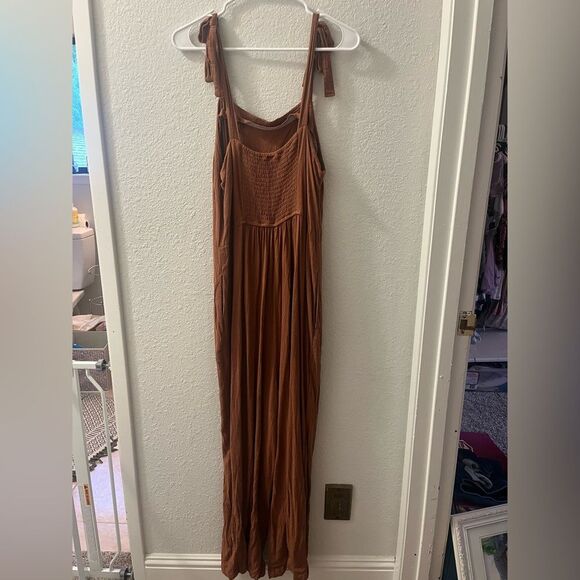 Universal Thread Brown Sleeveless Spaghetti Strap Slip Jumpsuit/Overalls - Picture 3 of 10